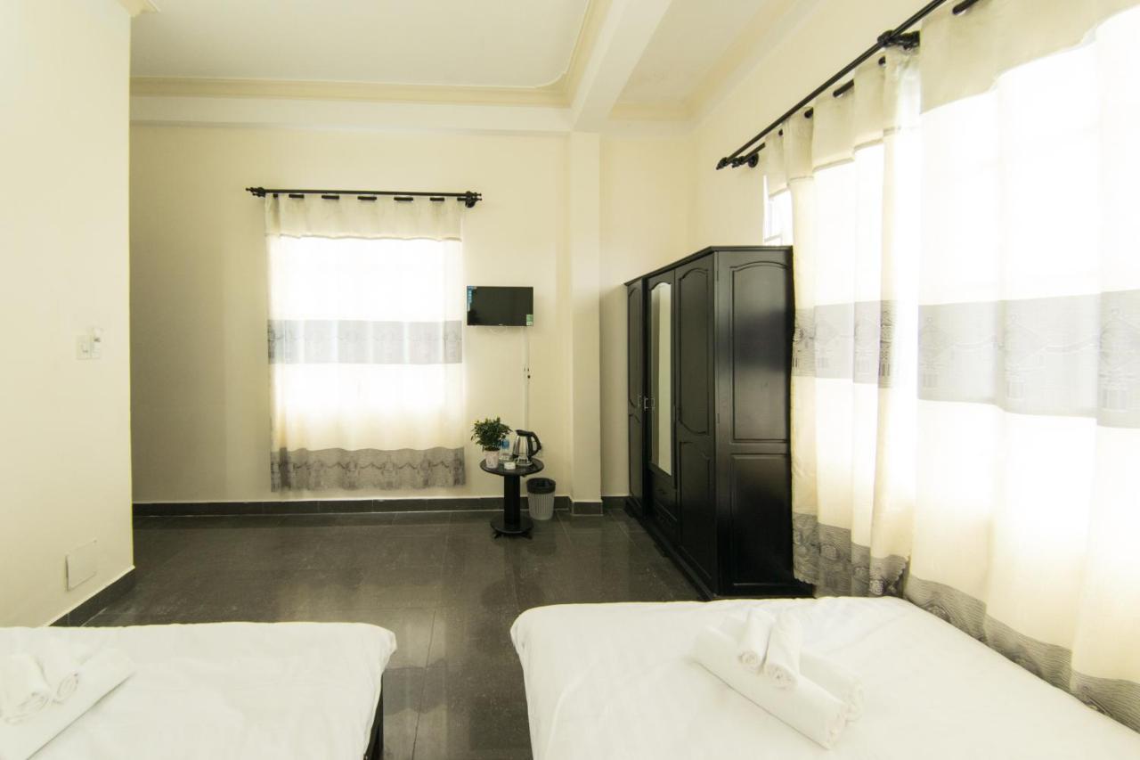 Dala Hotel Да Лат Екстериор снимка