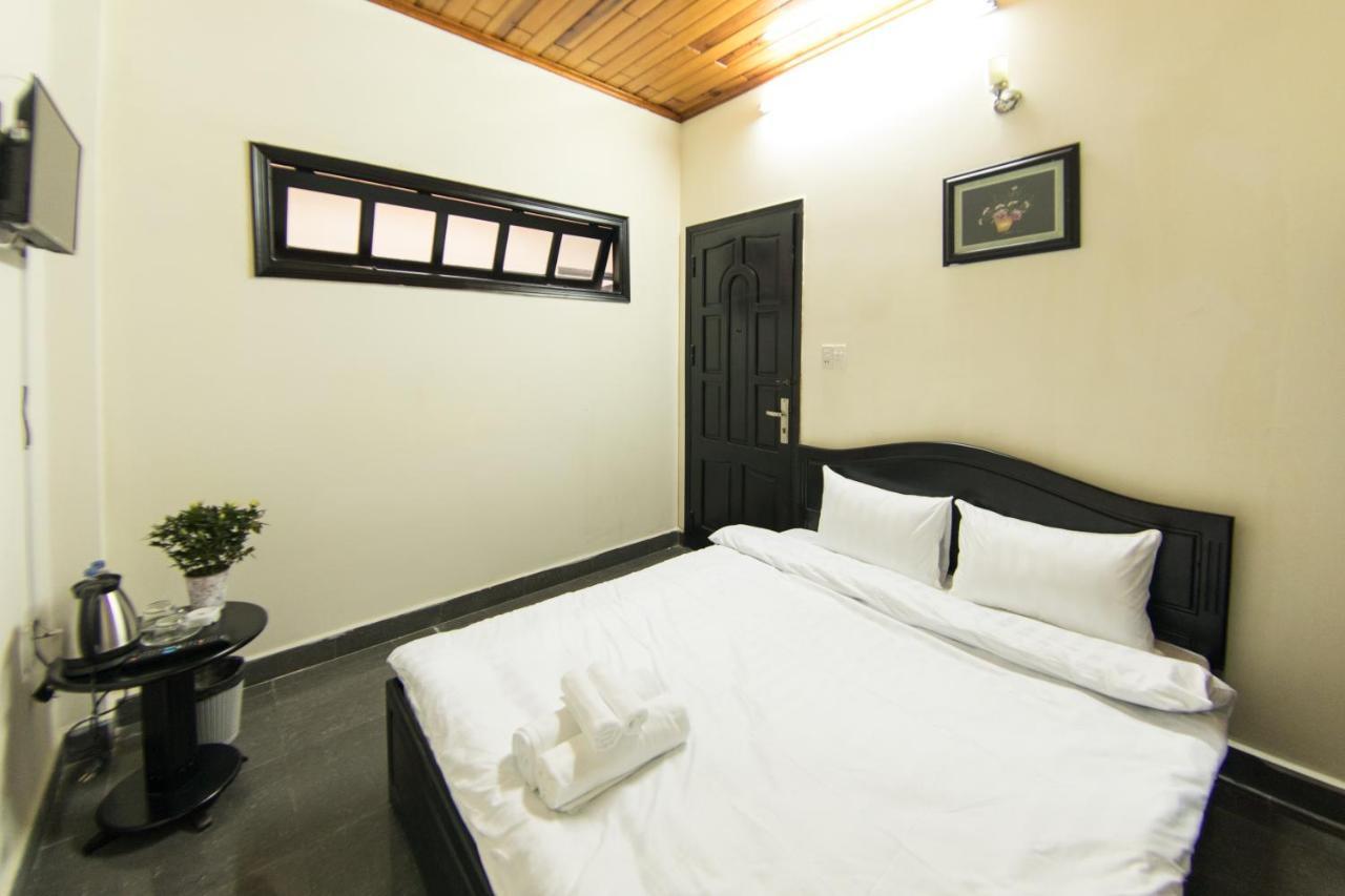Dala Hotel Да Лат Екстериор снимка